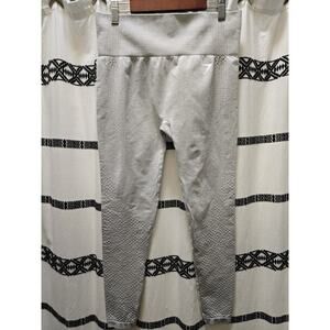 Gymshark light gray silver seamless leggings